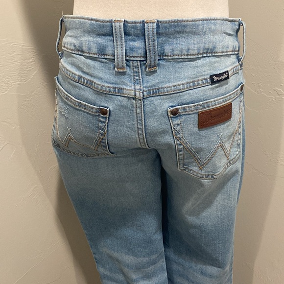 EUC Wrangler Vintage style jeans. - Picture 4 of 11